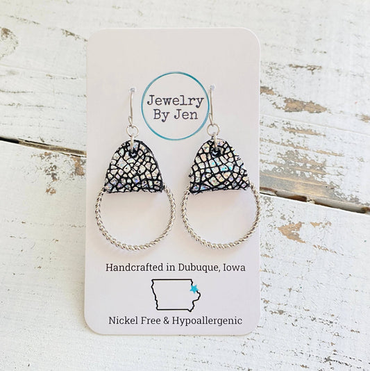 Twisted Hoop Earrings: Silver Cracked Ice - Roaming Gypsy Boutique