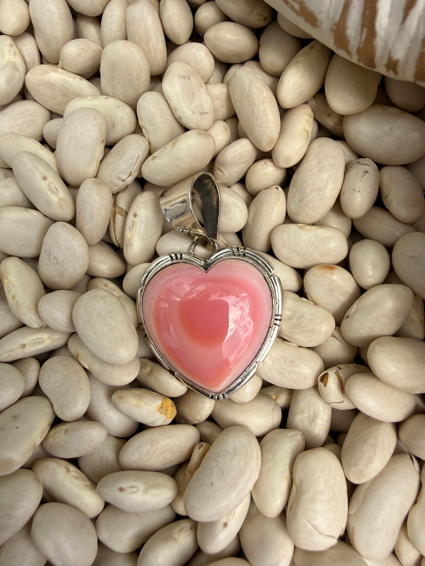 SE - Native Pink Conch Heart