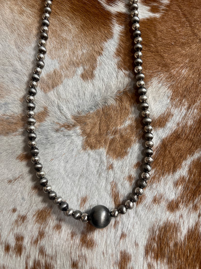 Western Pearl Niblet Choker Necklace