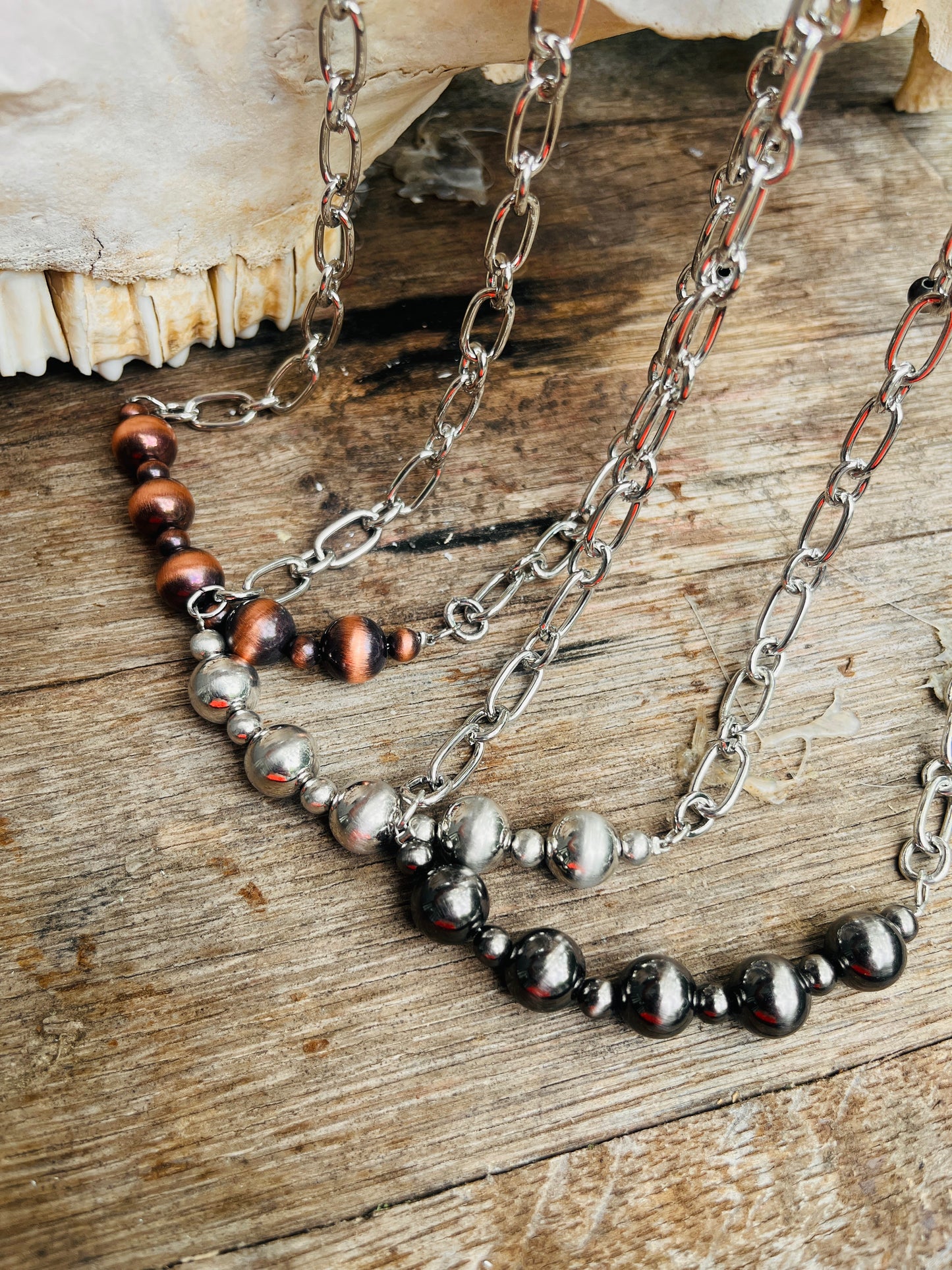 Feisty Chunky Chain Pearl Necklace
