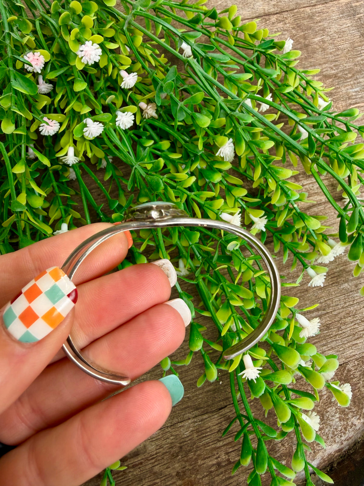 Vintage Inlay Flower Cuff Bracelet