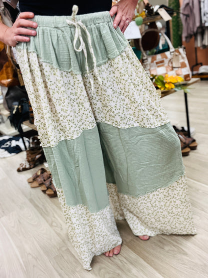 Gypsy Floral Lounge Pant