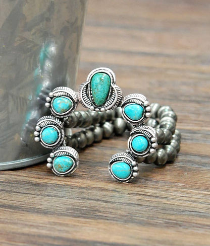 Squashy Turquoise Stretch Bracelet