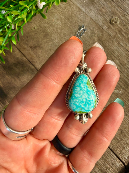 Vicky Hicks Whitewater Lariat  Necklace