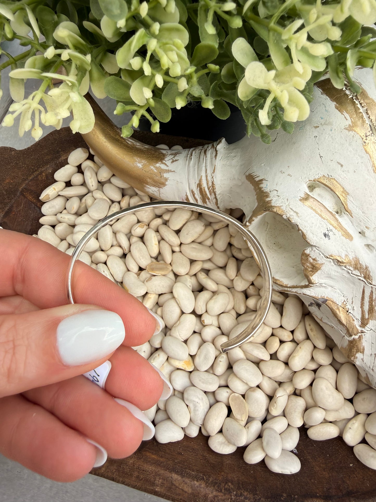 Alive Tahe - Stamped Silver Cuff