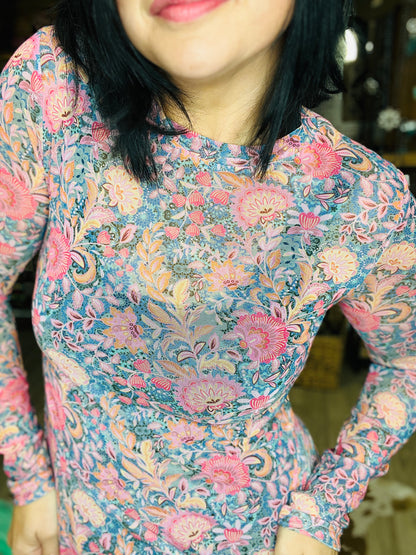 Bright Pink Blooms Mesh