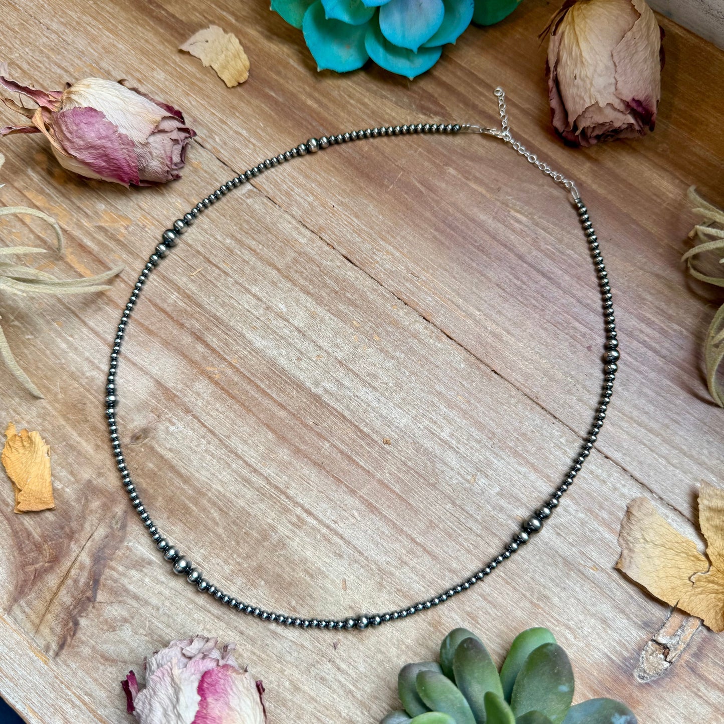 20 inch Graduated Sterling Silver Pearl Necklace
