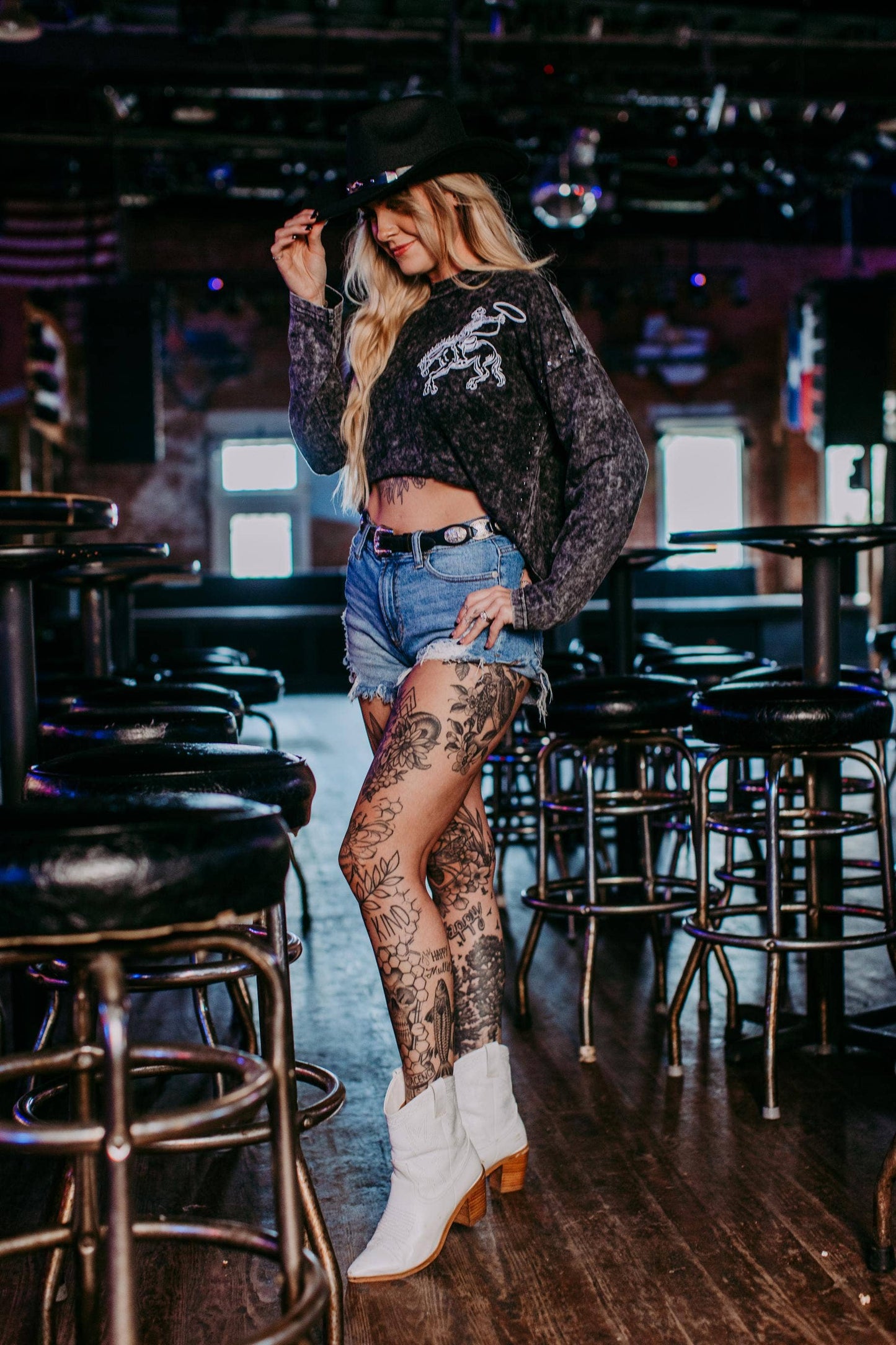Rodeo Rebel LS Crop Tee