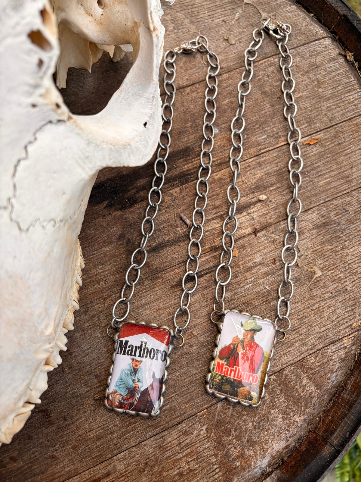 Legend Retro Necklace