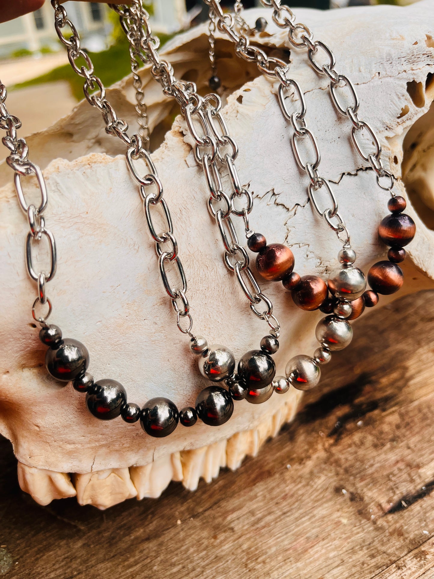 Feisty Chunky Chain Pearl Necklace