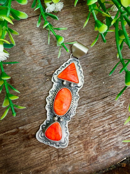 Orange Spiny 3 Stone Pendant