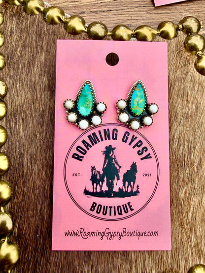 Liquidation - Stud Earrings