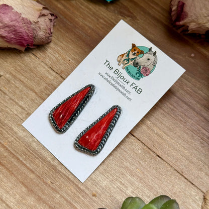 MJ Red Spiny Oyster Triangle Earrings