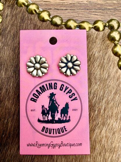 Liquidation - Stud Earrings