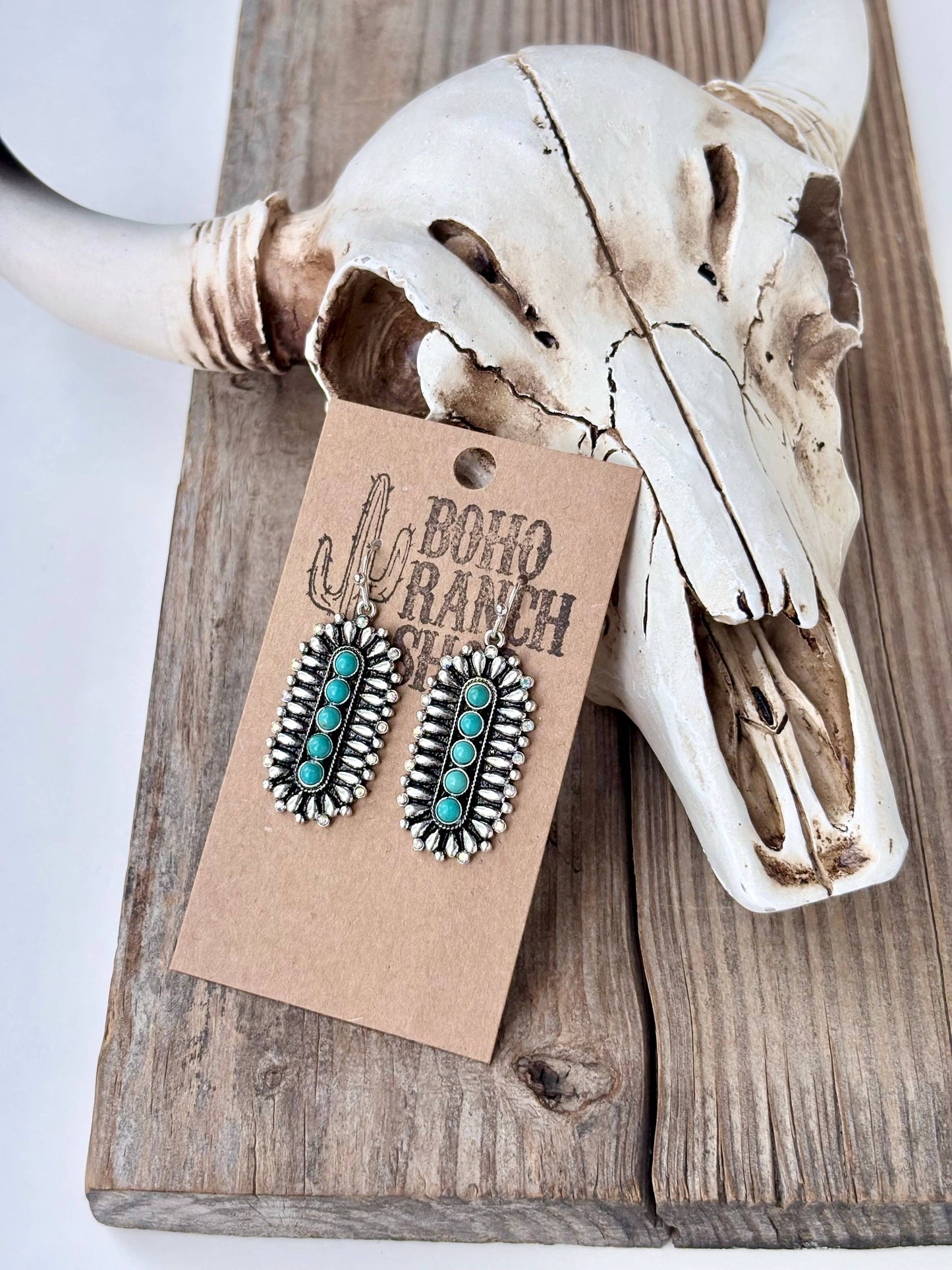Western Style Oval Turquoise Stone Dangle Earrings