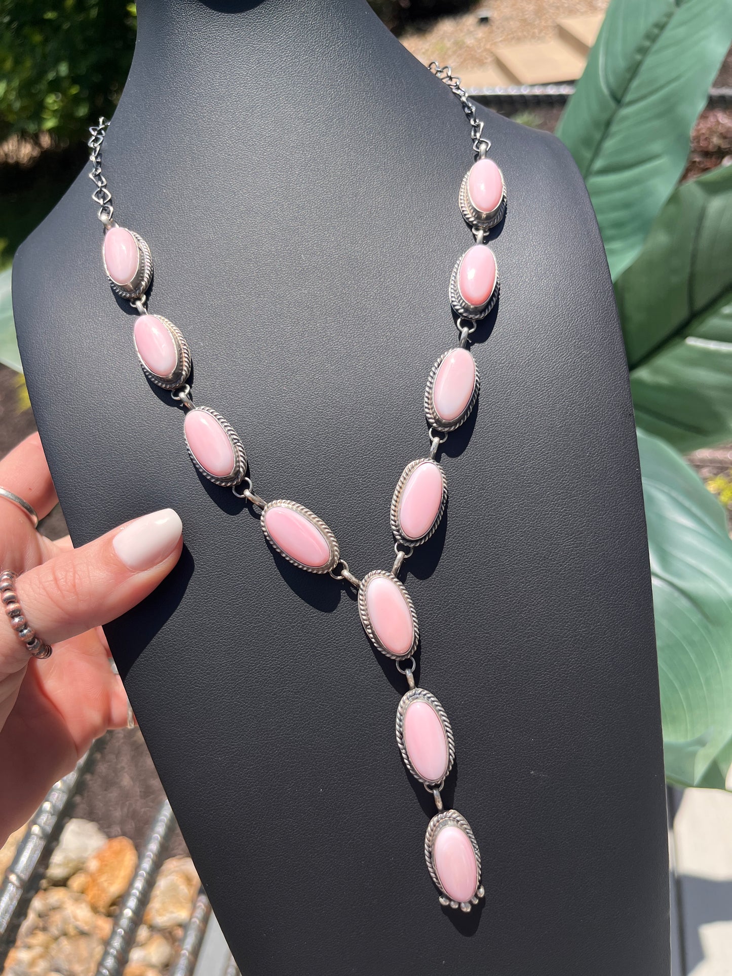 Freda Martinez - Pink Conch Marilyn Lariat Necklace