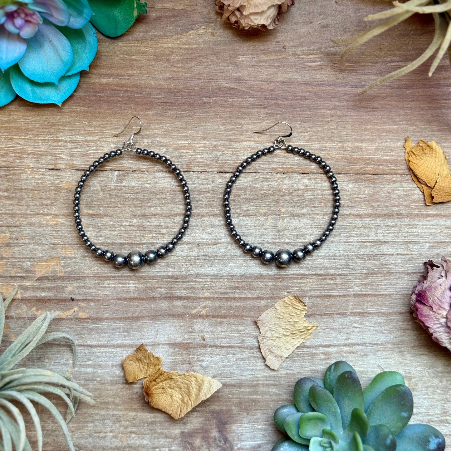Graduated Sterling Silver Pearl Hoop Earrings