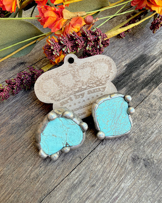 Western Droplet Stud Earrings