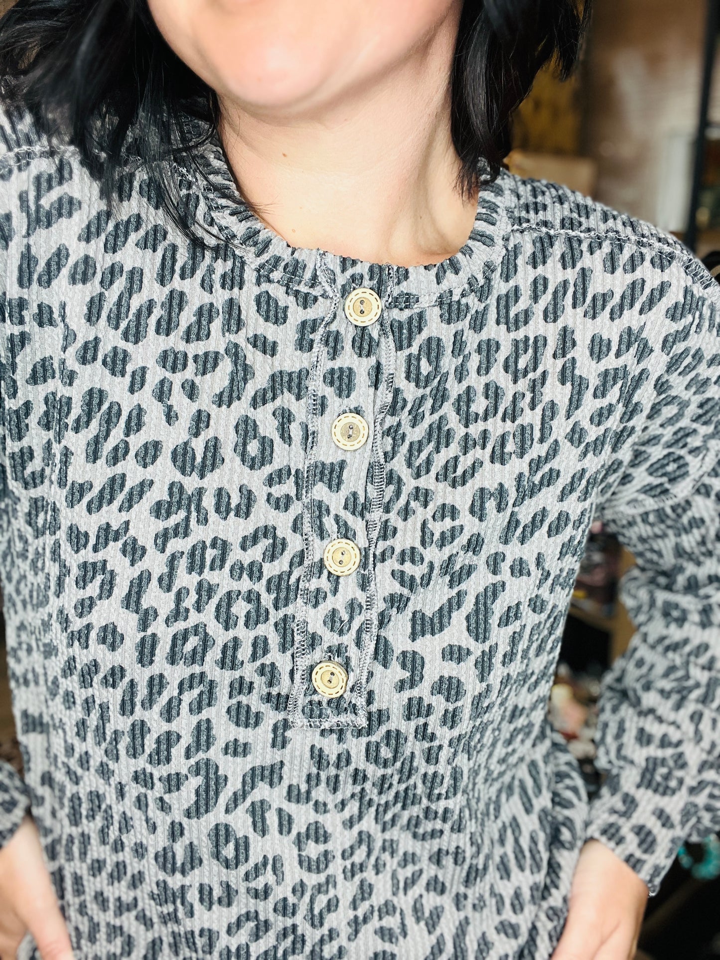Casual Leopard Button Top