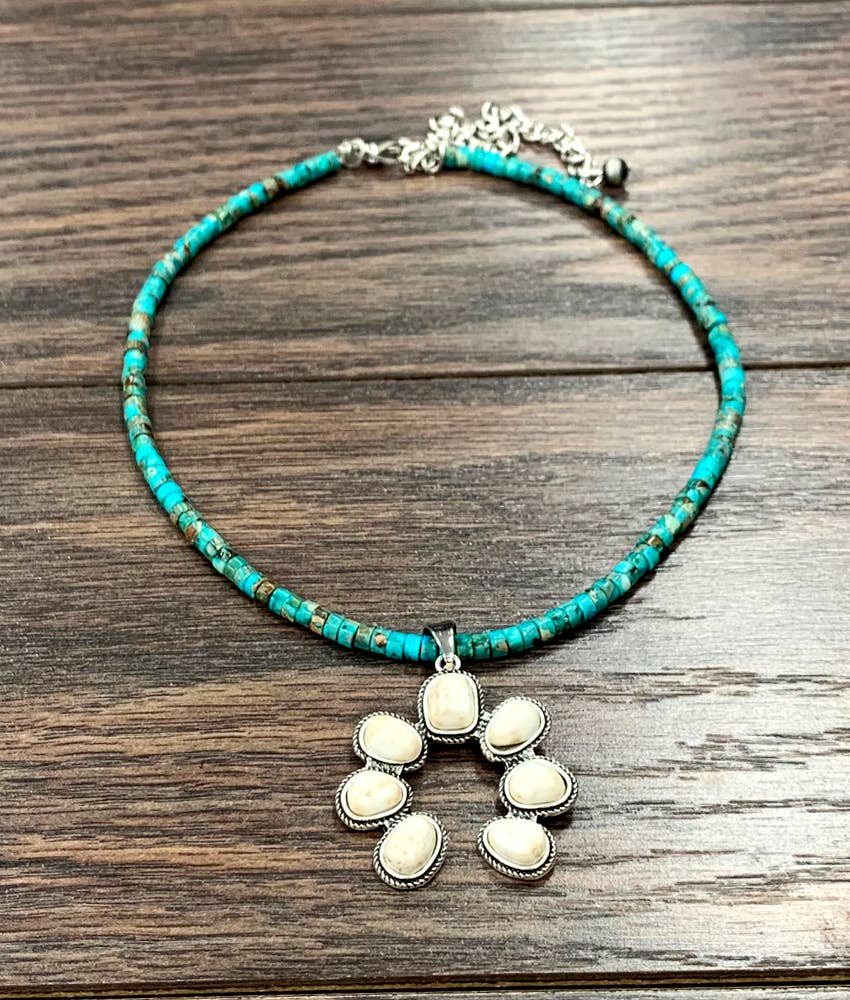 White Squash Naja Gemstone Necklace