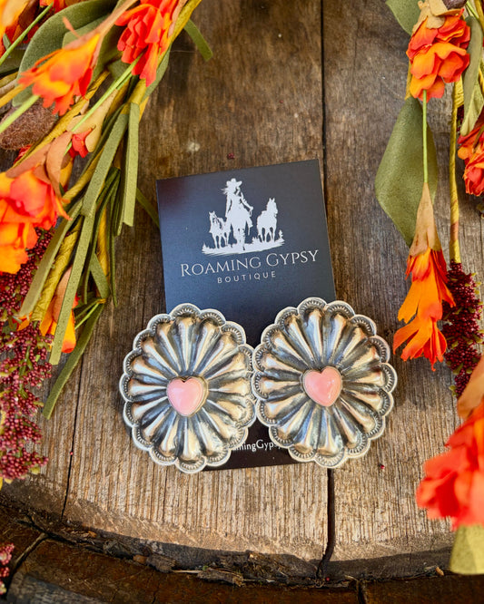 Rita Lee Pink Conch Heart Earrings