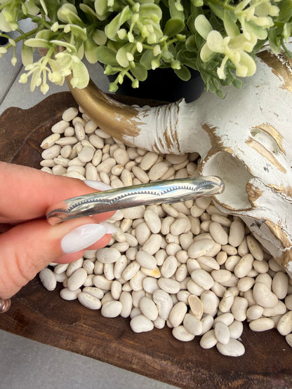 Alive Tahe - Stamped Silver Cuff