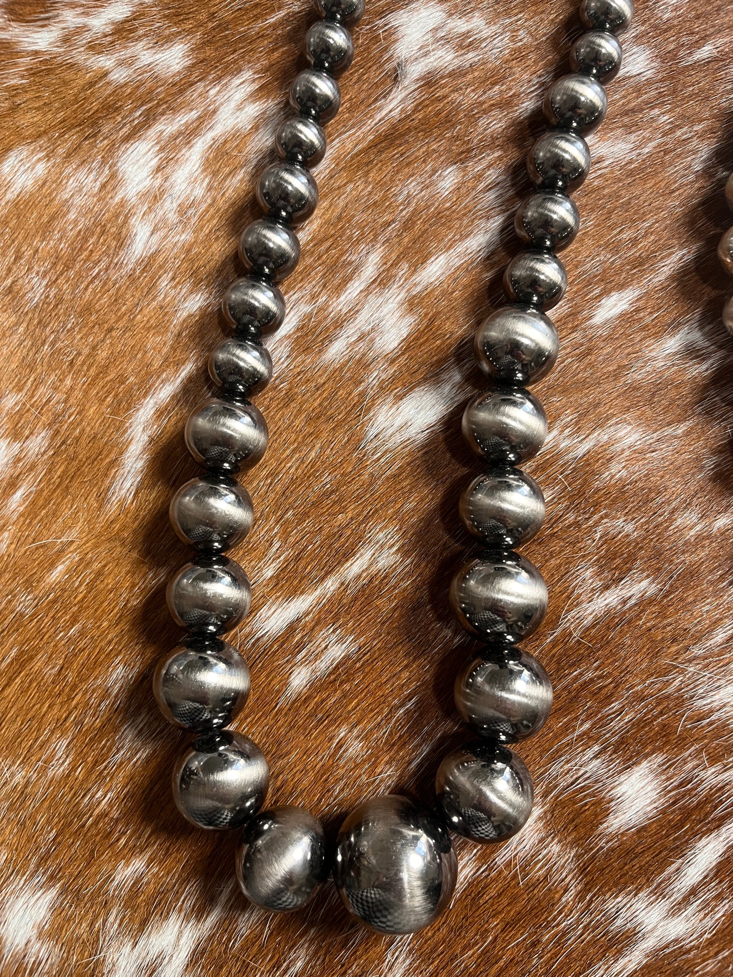Alpha Luxe Western Bead Necklace