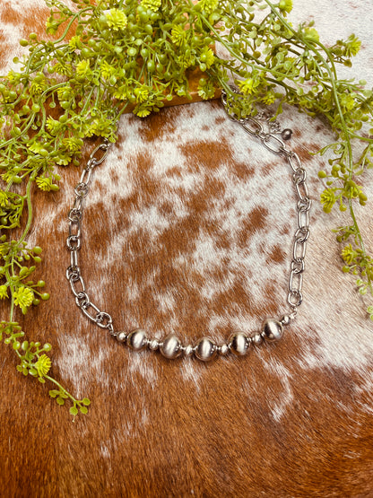 Feisty Chunky Chain Pearl Necklace