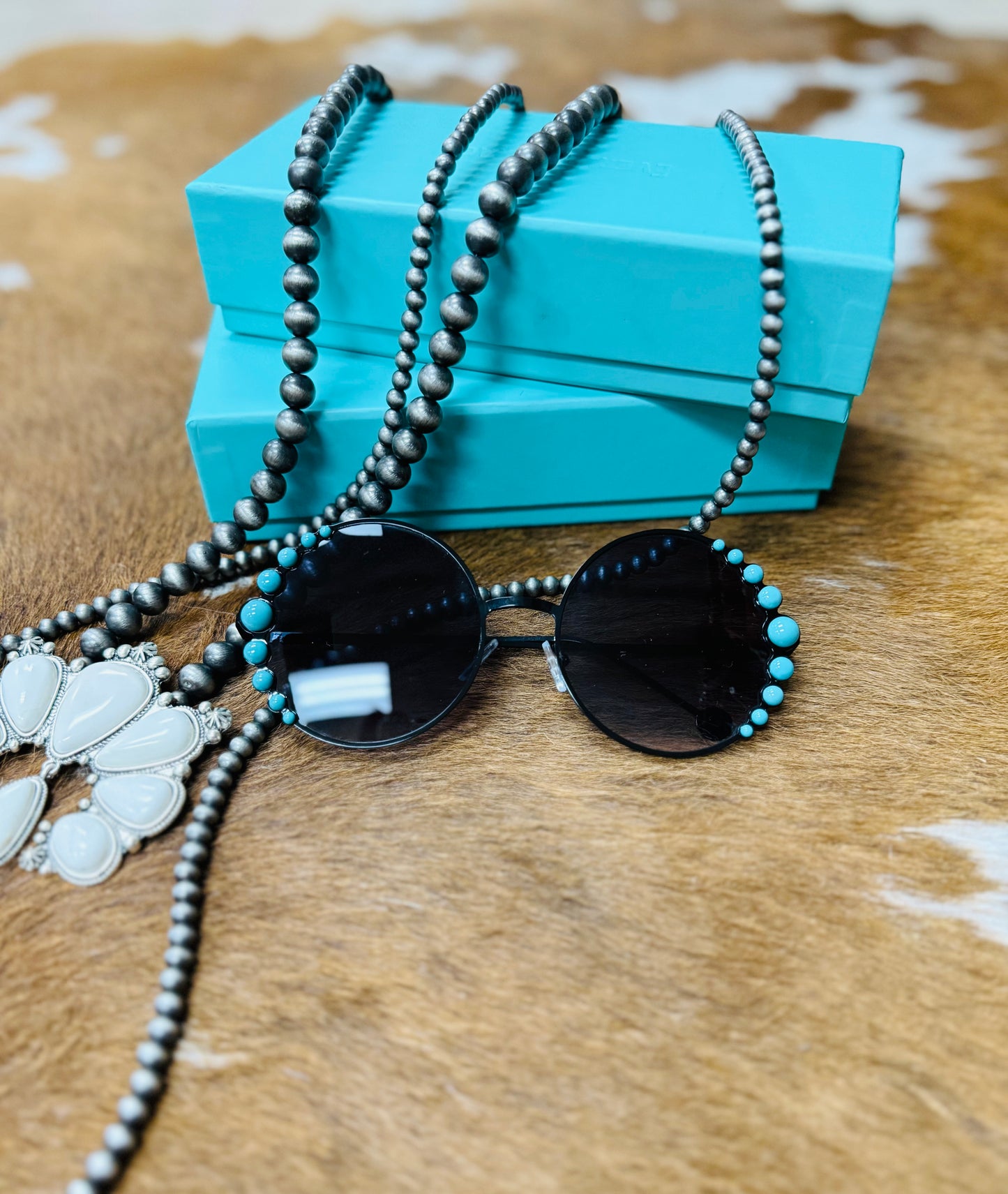 BOUJEE SUNGLASSES