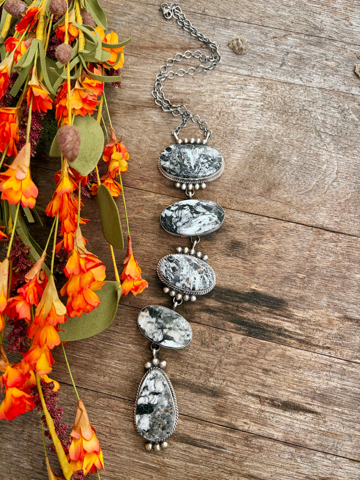 Vicky Hicks White Buffalo Lariat