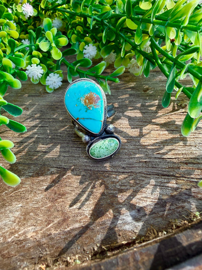 2 Stone Bee Adjustable Ring