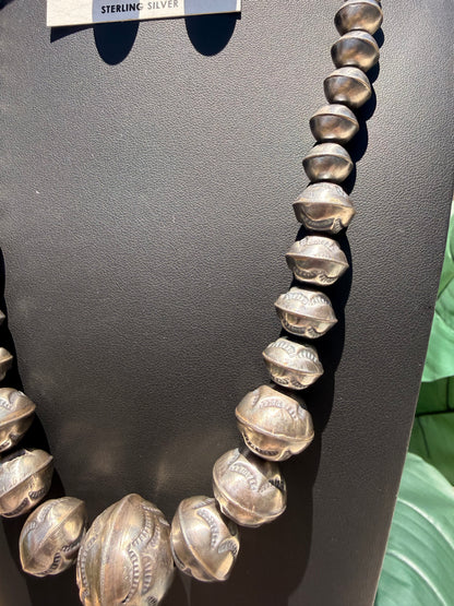 Calvin Largo - Native 22" Graduated Pearls + Earrings