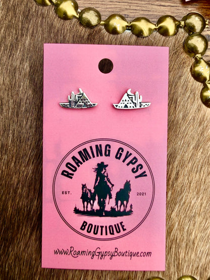 Liquidation - Stud Earrings
