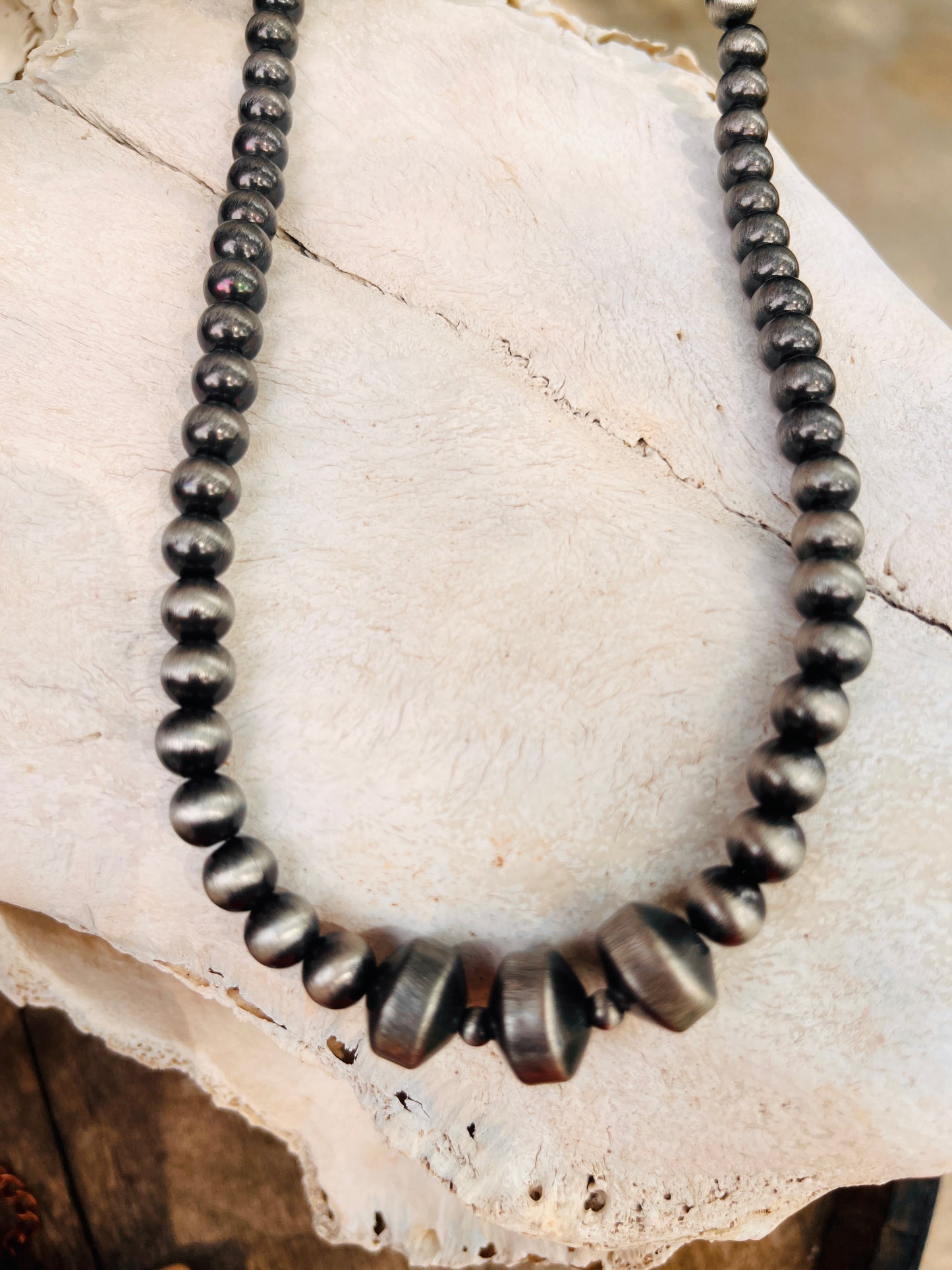 16" Rondelle Western Pearl Bead Necklace
