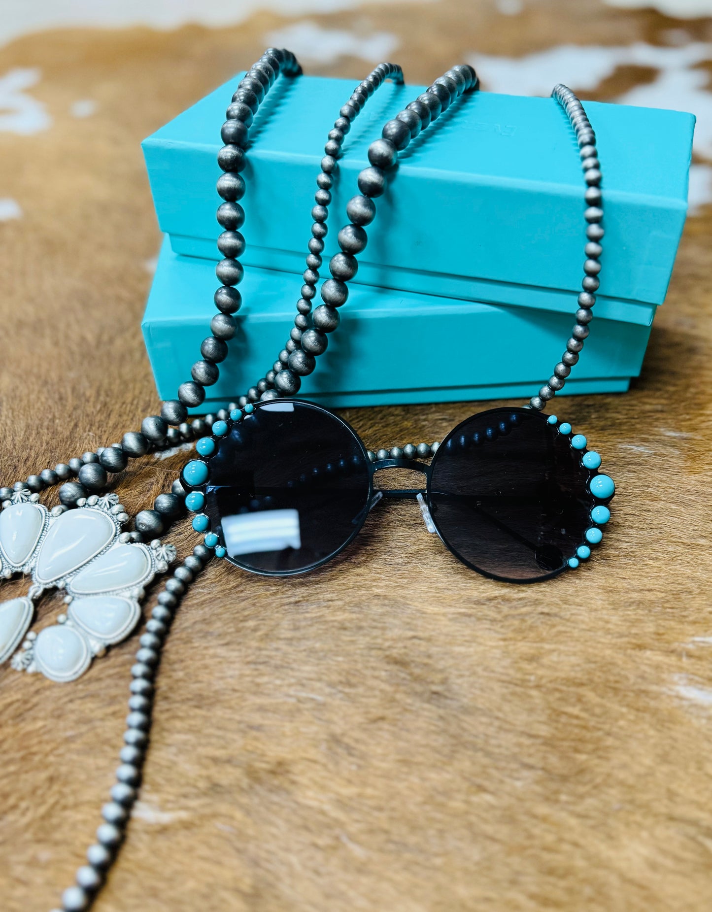 BOUJEE SUNGLASSES