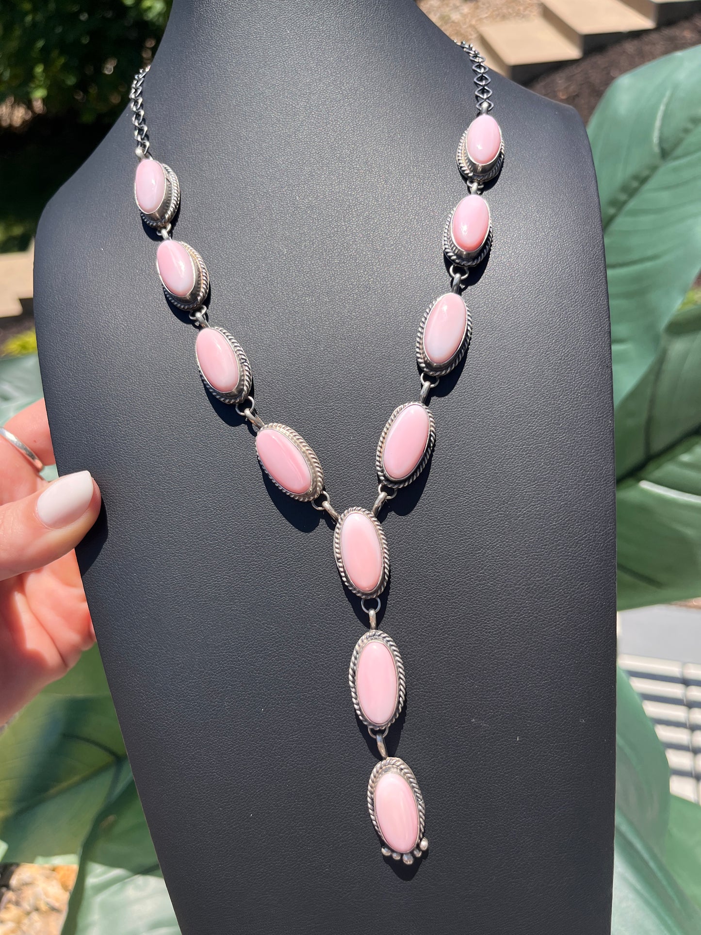 Freda Martinez - Pink Conch Marilyn Lariat Necklace