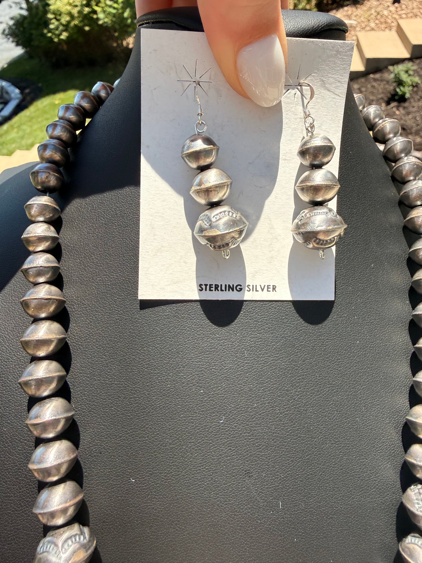 Calvin Largo - Native 22" Graduated Pearls + Earrings