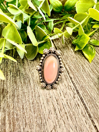 JJJ ~ Pink Conch Ring sz 8