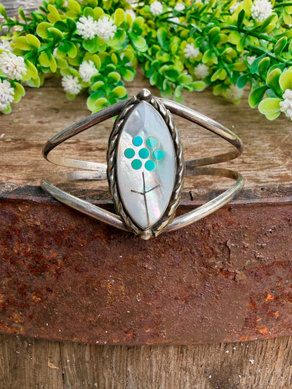 Vintage Inlay Flower Cuff Bracelet