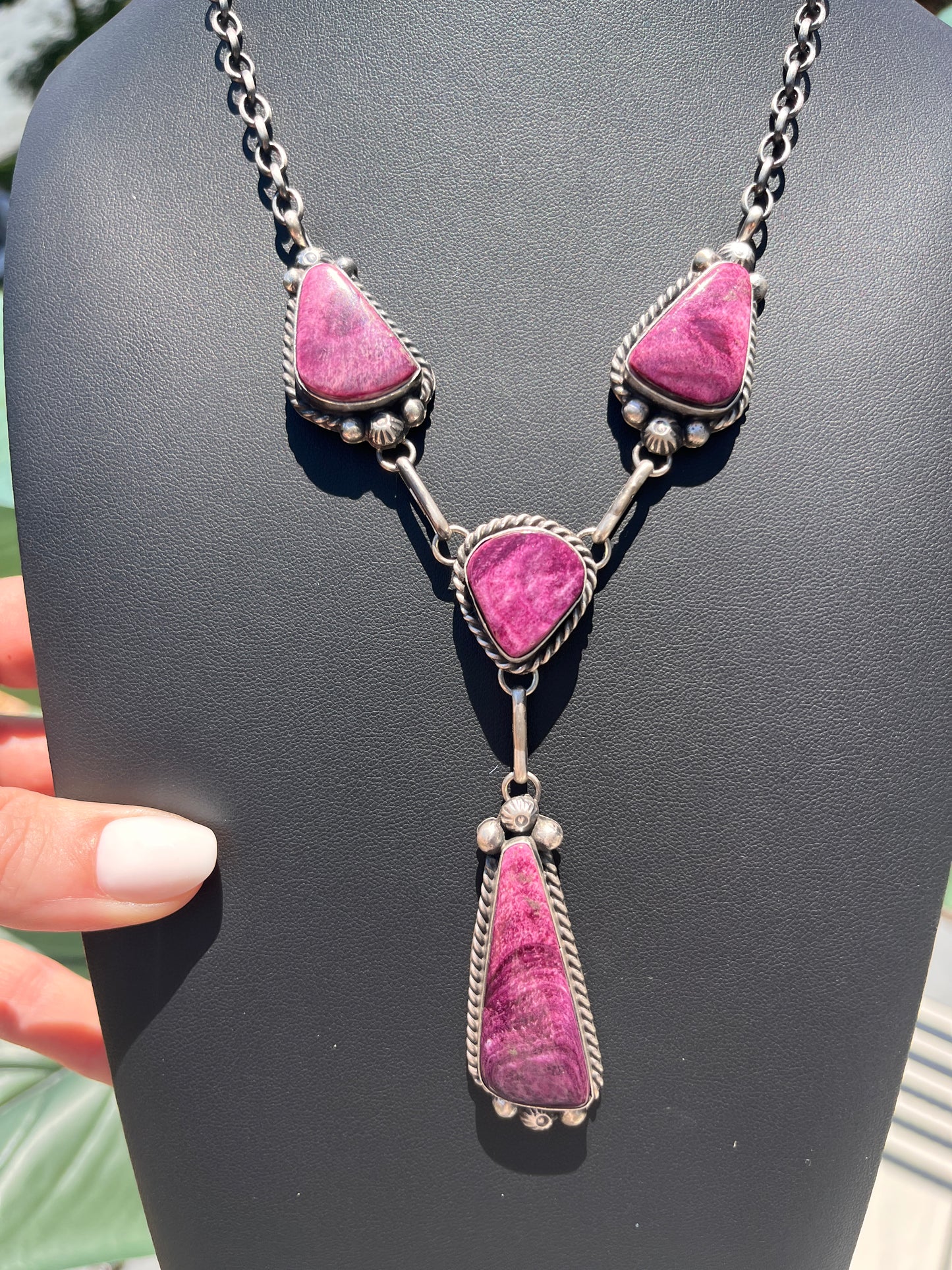 Augustine Largo - Purple Spiny Oyster Lariat Necklace