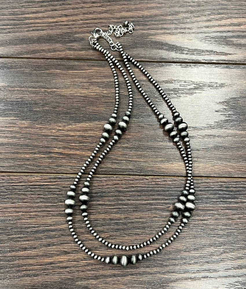 9 Clustered Western Pearl Bead Necklace