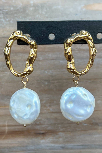 Lola Pearl Earrings
