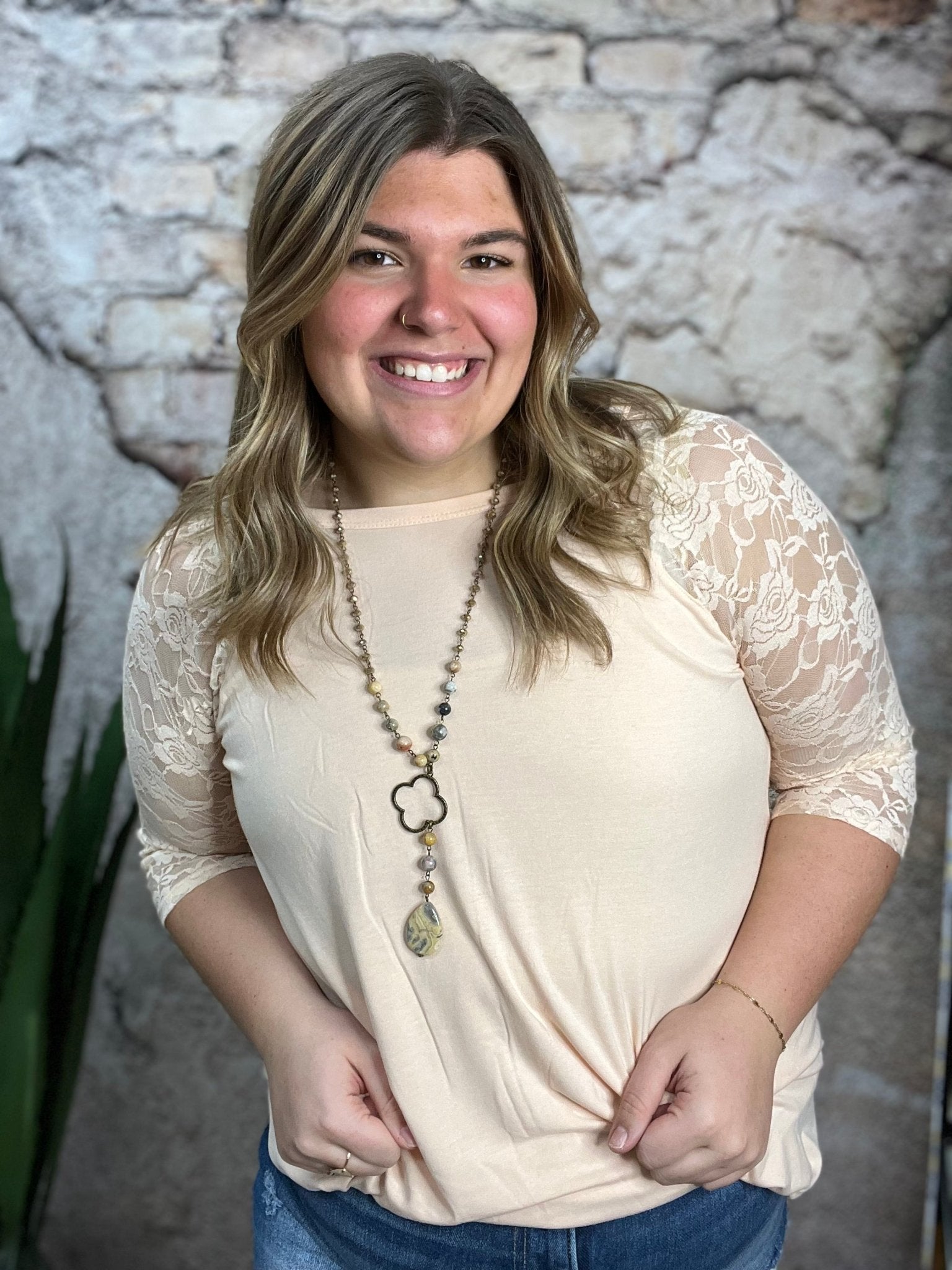 Curvy Lace Lover Top - Roaming Gypsy Boutique