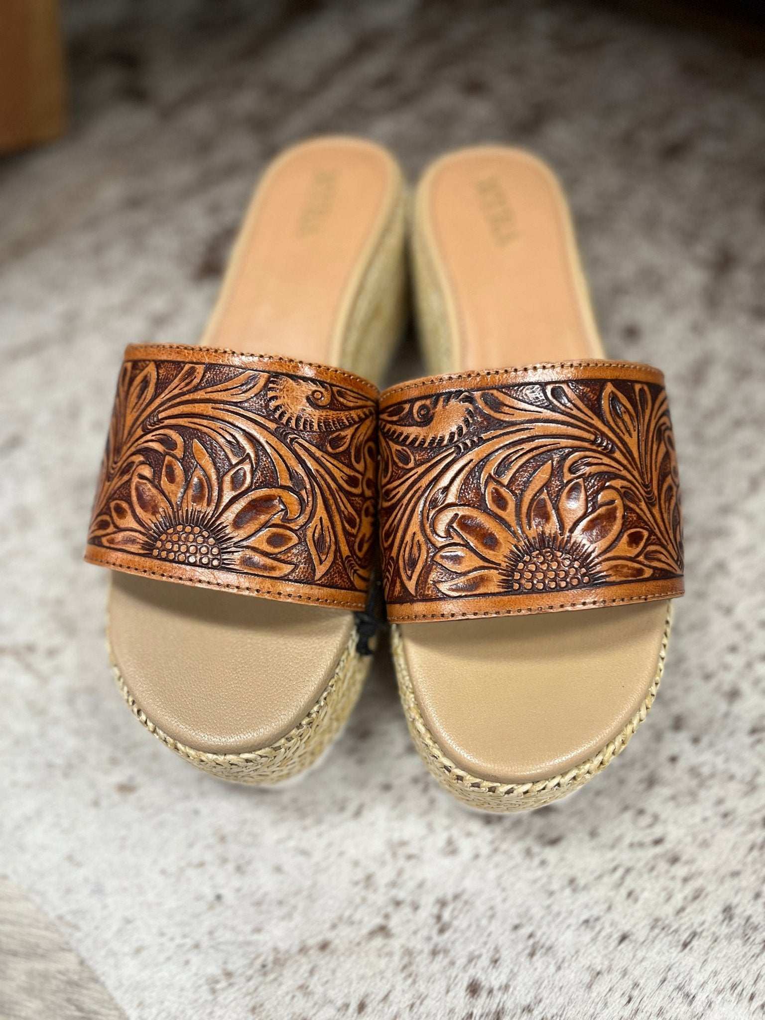 Dallas Canyon Sandal - Roaming Gypsy Boutique