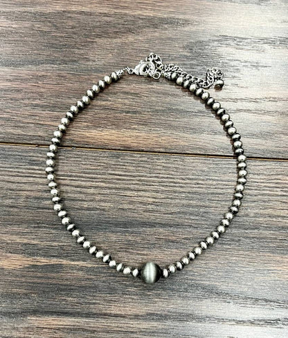 Western Pearl Niblet Choker Necklace