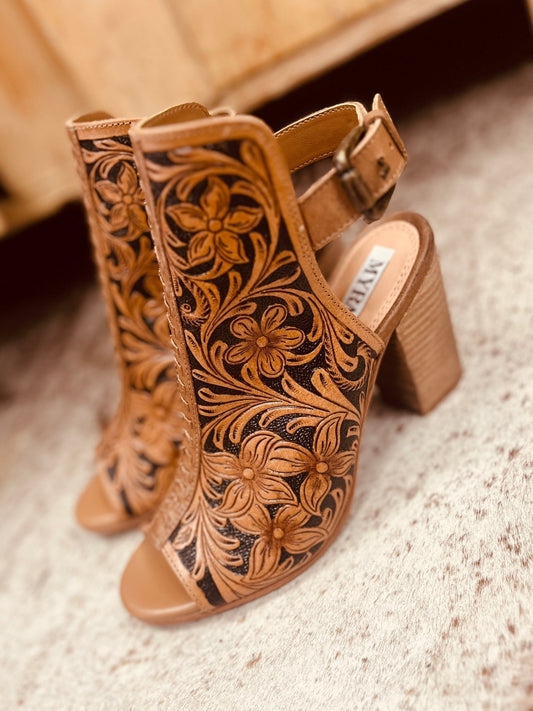 Dodge Town Wedges - Roaming Gypsy Boutique