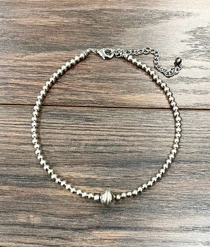 Western Pearl Niblet Choker Necklace