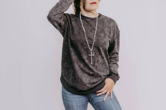 Grey Round Bottom Everyday Crewneck Sweatshirt | Grey Mineral Wash Sweatshirt