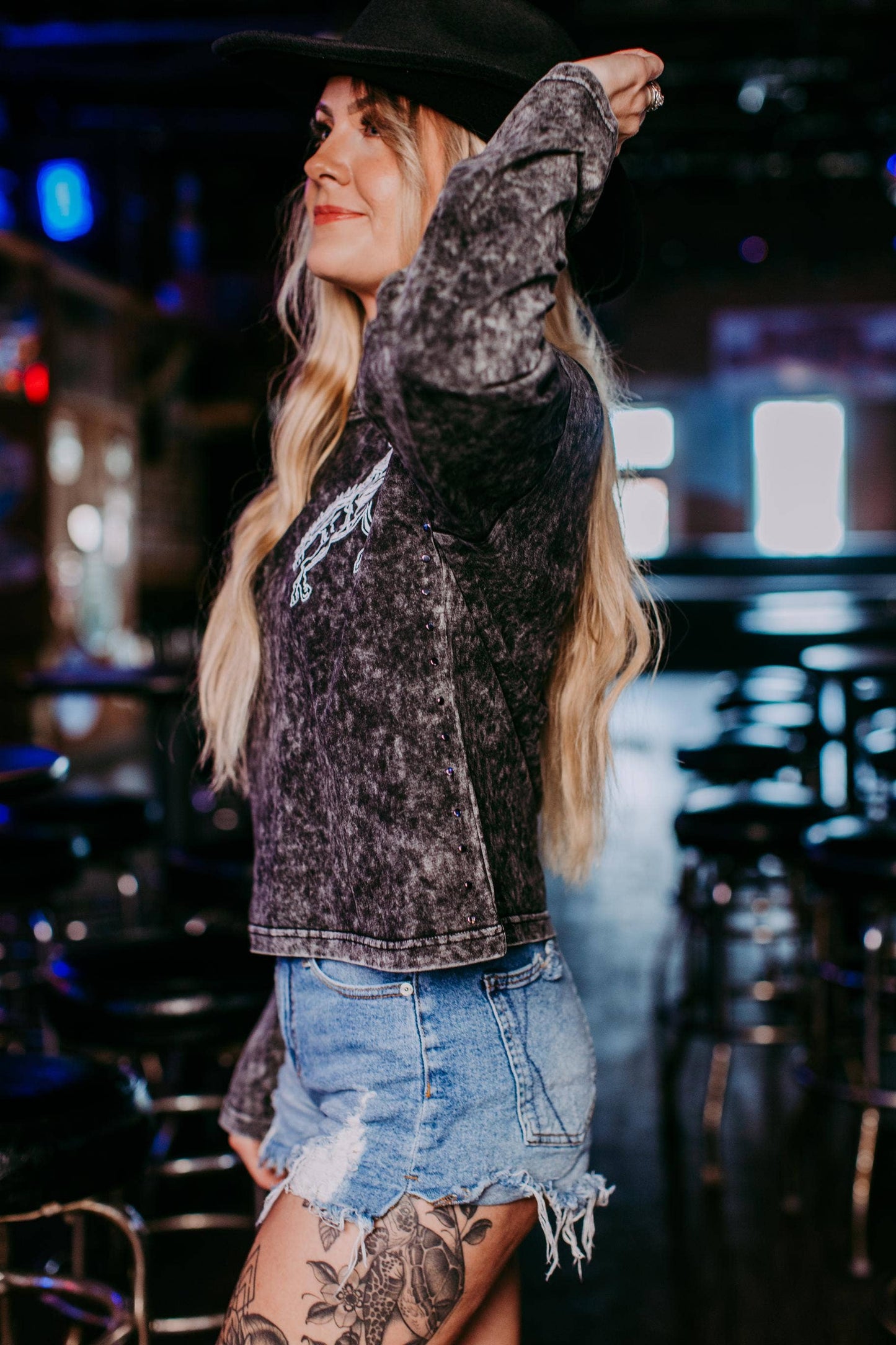Rodeo Rebel LS Crop Tee