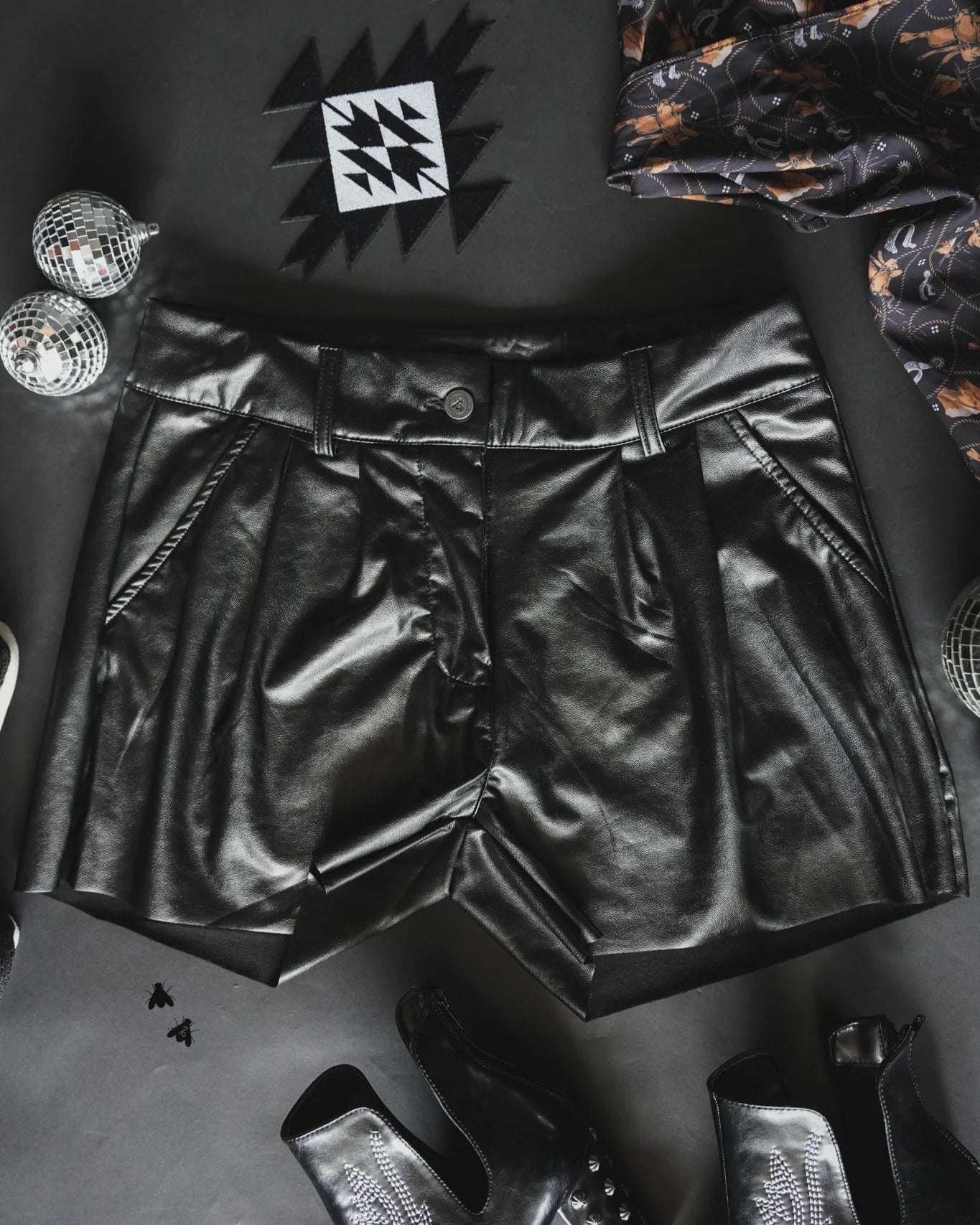 Jet Black Summa Shorts - Roaming Gypsy Boutique